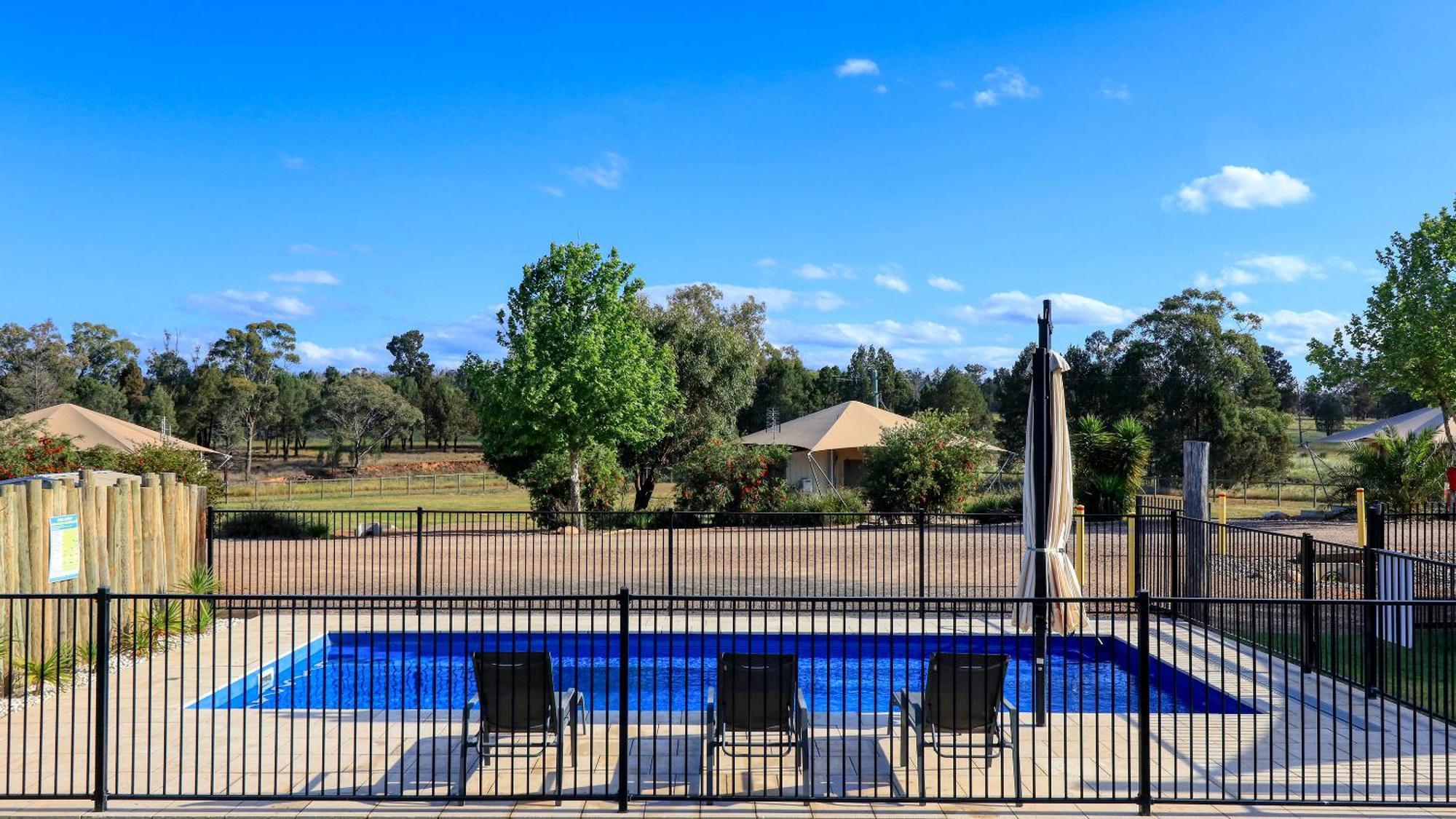 Dubbo Rhino Lodge Экстерьер фото